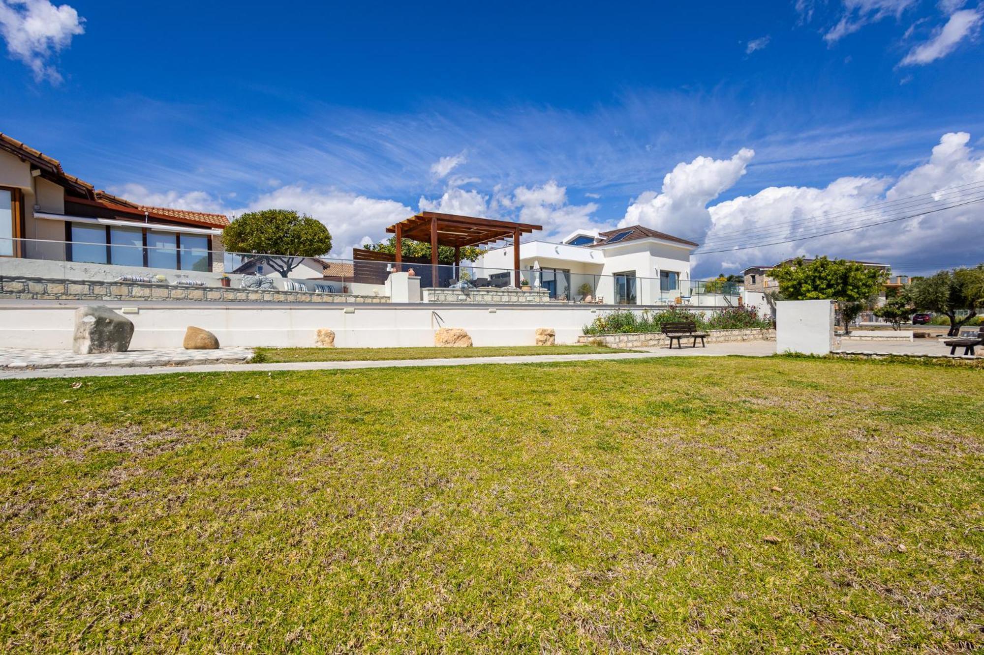 Villa Pacy Agios Theodoros Exterior photo